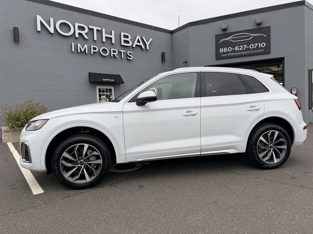 Used 2024 Audi Q5 2.0T Premium Plus AWD/4WD image 2
