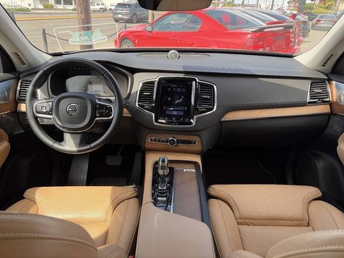Used 2016 Volvo XC90 T8 Inscription AWD/4WD image 30
