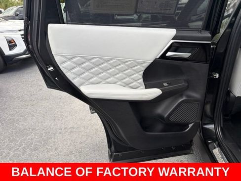 Used 2024 Mitsubishi Outlander SEL AWD/4WD image 13
