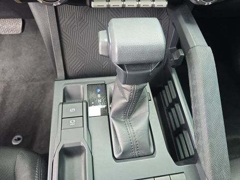 Used 2025 Toyota Tacoma SR image 19