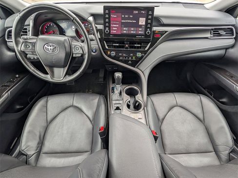 Used 2024 Toyota Camry XSE image 9