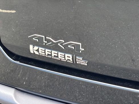 New 2026 Jeep Grand Wagoneer 4WD image 13