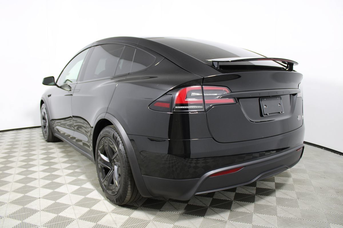Used 2026 Tesla Model X Plaid AWD/4WD image 5