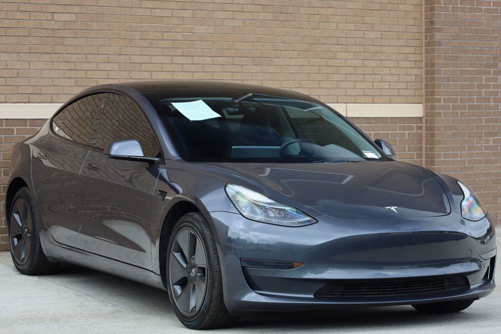 Used 2023 Tesla Model 3 Standard Range RWD image 7