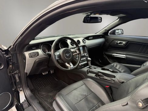 Used 2017 Ford Mustang Premium RWD image 13