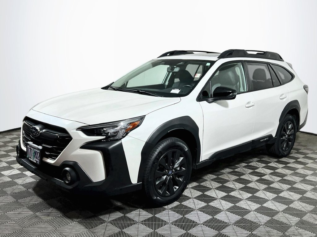 Used 2024 Subaru Outback Onyx Edition XT AWD/4WD image 3