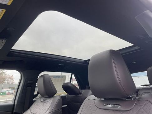 New 2026 Ford Explorer Platinum w/ LUX Leather Package image 34