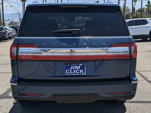Used 2019 Lincoln Navigator Reserve AWD/4WD image 3