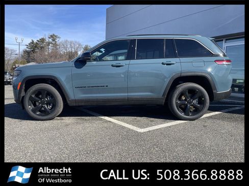 New 2026 Jeep Grand Cherokee Limited image 2