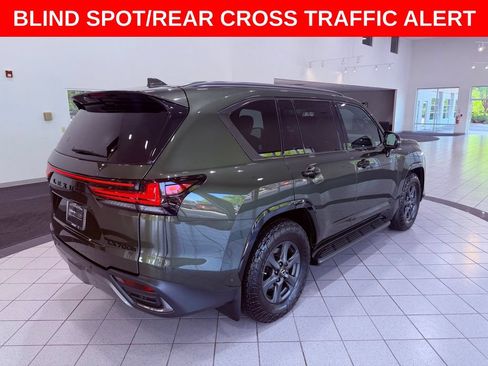 Used 2025 Lexus LX 700h Overtrail w/ Accessory Package (Z1) AWD/4WD image 8