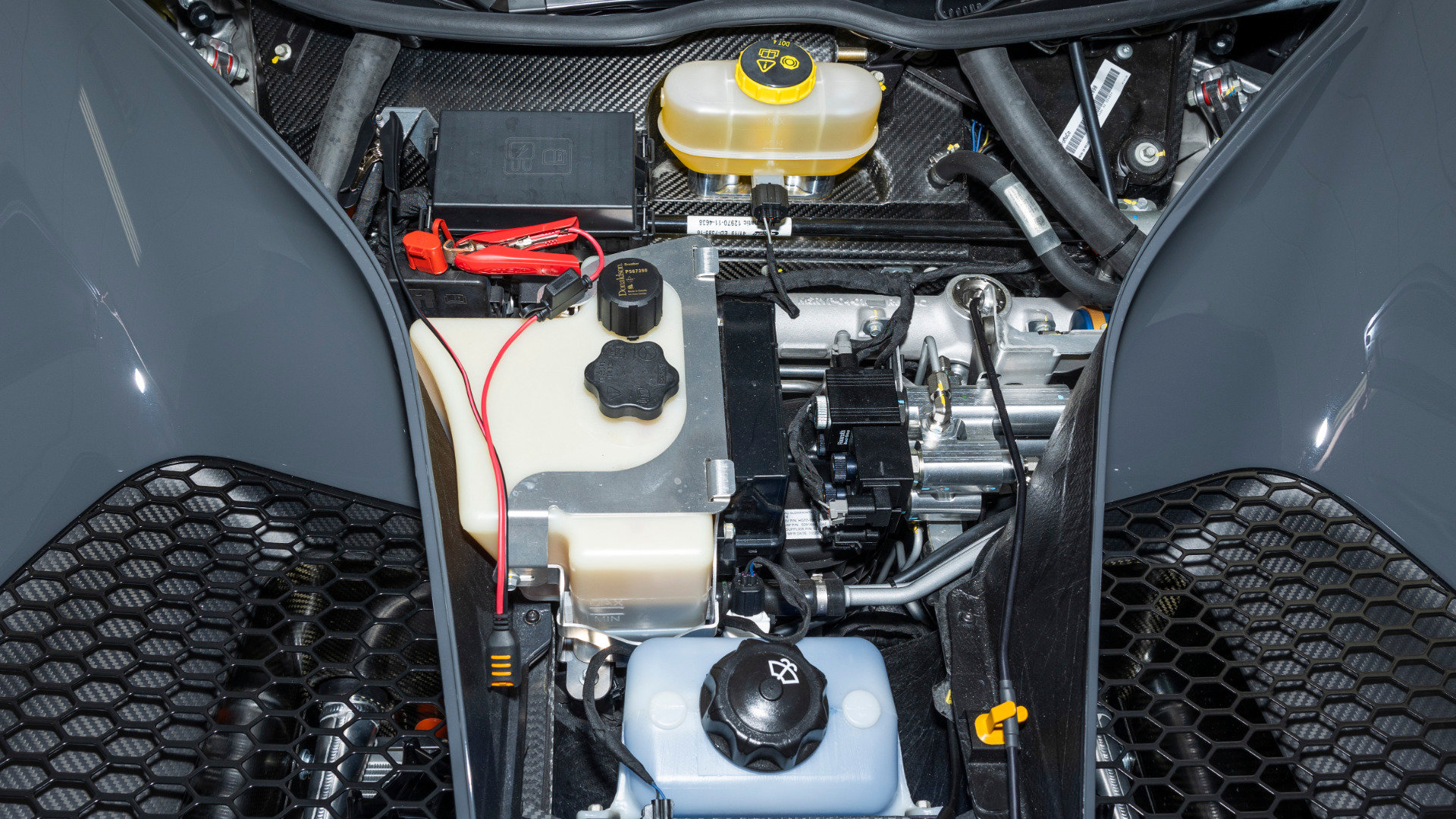 Used 2020 Ford GT Carbon Series RWD image 35
