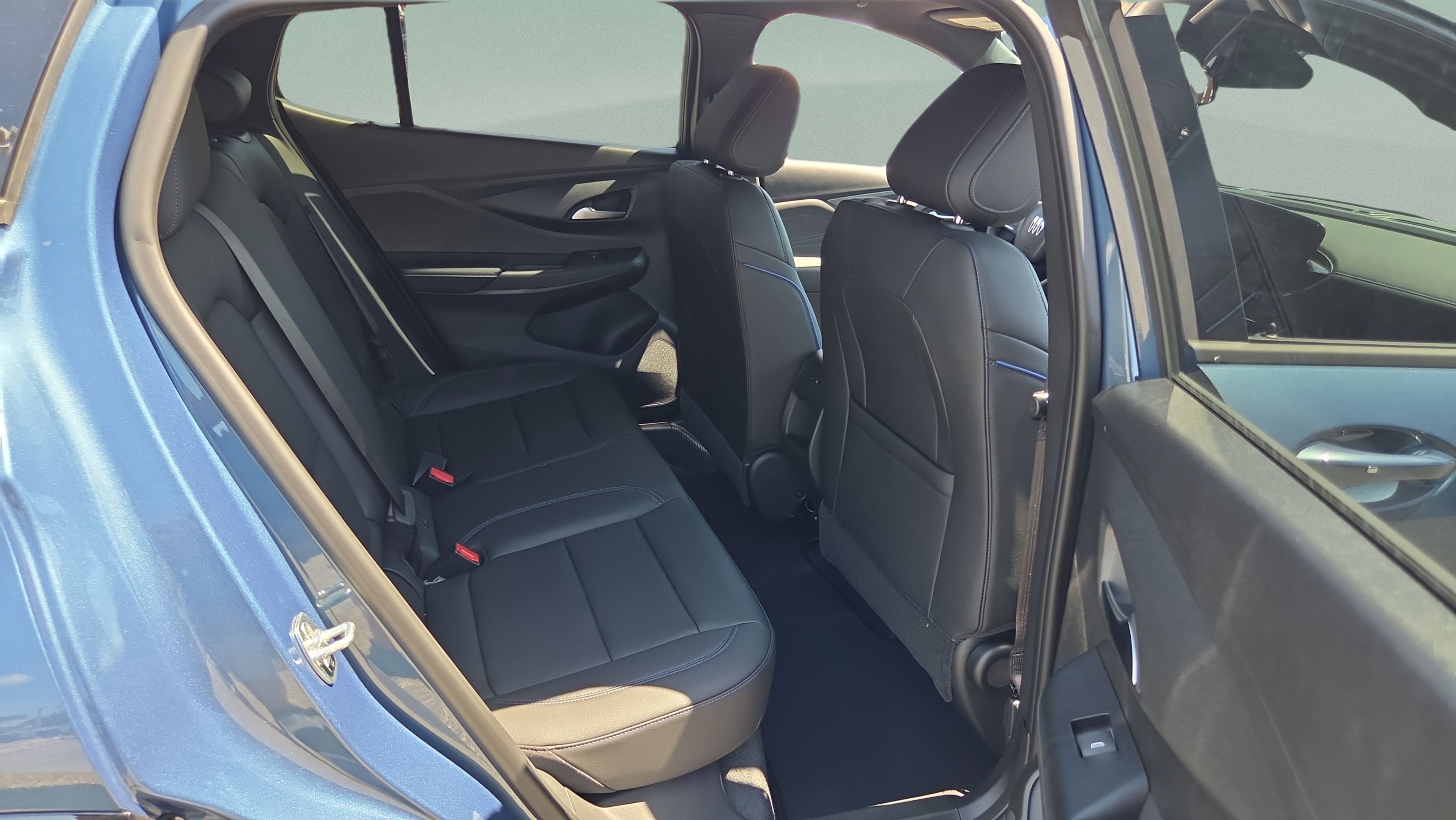 New 2026 Buick Envista Sport Touring w/ Convenience I Package FWD image 14