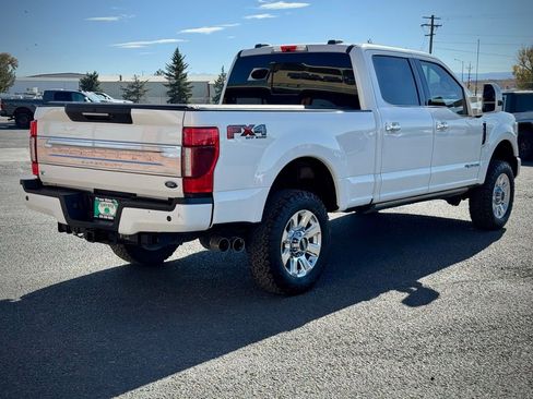 Used 2022 Ford F250 Platinum w/ FX4 Off-Road Package image 7