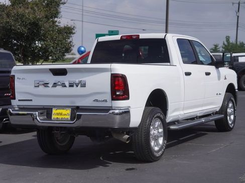 Used 2025 RAM 2500 Big Horn AWD/4WD image 6