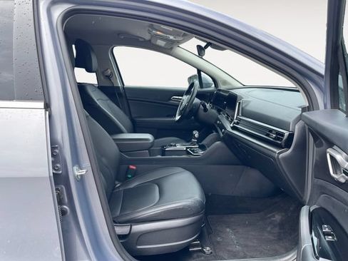 Used 2023 Kia Sportage EX FWD image 15
