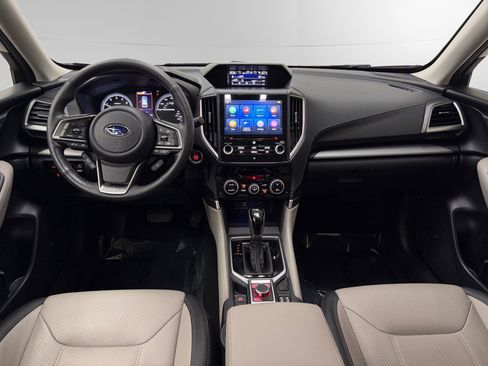 Used 2020 Subaru Forester Limited image 10