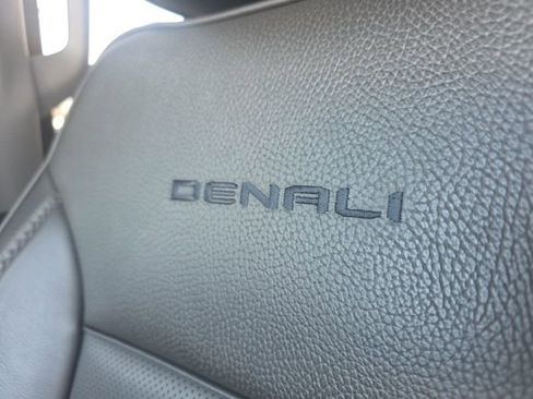 Used 2022 GMC Sierra 1500 Denali image 11
