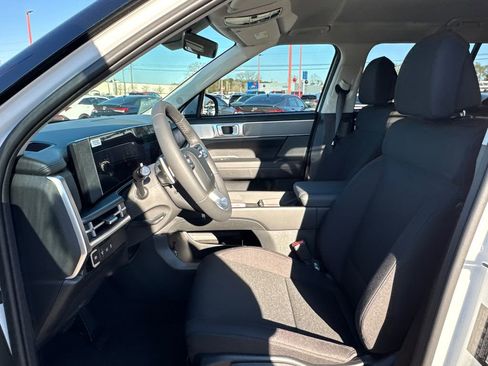 New 2026 Hyundai Santa Fe SE image 10