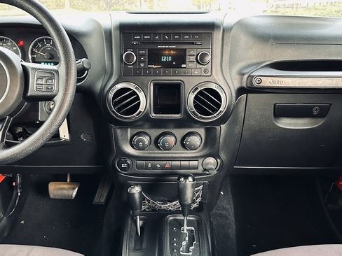 Used 2013 Jeep Wrangler Unlimited Sport image 12