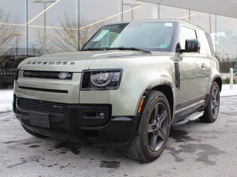 Used 2023 Land Rover Defender 90 X-Dynamic SE image 1