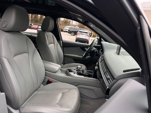 Used 2018 Audi Q7 3.0T Premium Plus w/ Premium Plus Package image 34