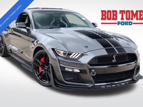 Used 2020 Ford Mustang Shelby GT500 w/ Technology Package RWD image 1