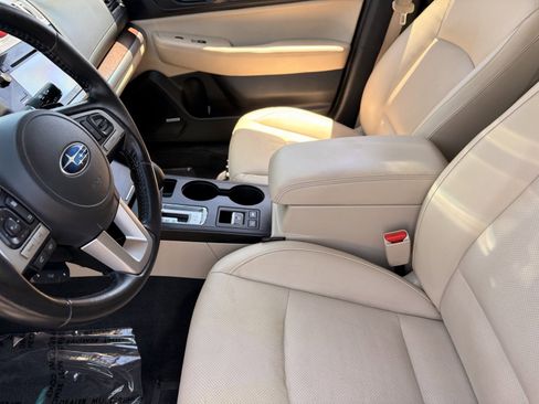 Used 2015 Subaru Outback 2.5i Limited w/ Popular Package #4 AWD/4WD image 17