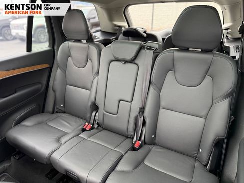 Used 2025 Volvo XC90 B6 Plus image 37