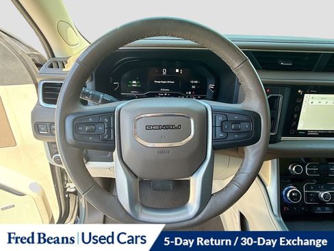 Used 2023 GMC Yukon XL Denali AWD/4WD image 13