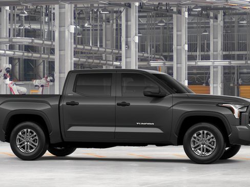 New 2026 Toyota Tundra SR5 w/ TRD Off-Road Package AWD/4WD image 15