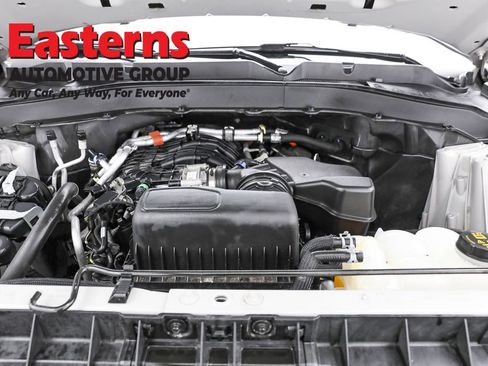Used 2024 Ford Explorer 4WD image 7