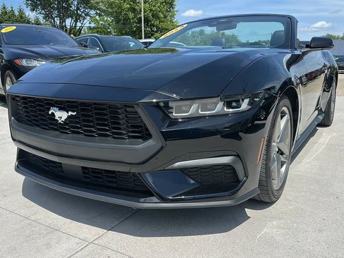 Used 2024 Ford Mustang Premium RWD image 9