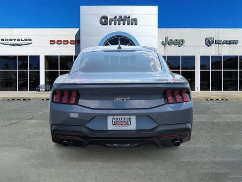 Used 2025 Ford Mustang GT RWD image 8