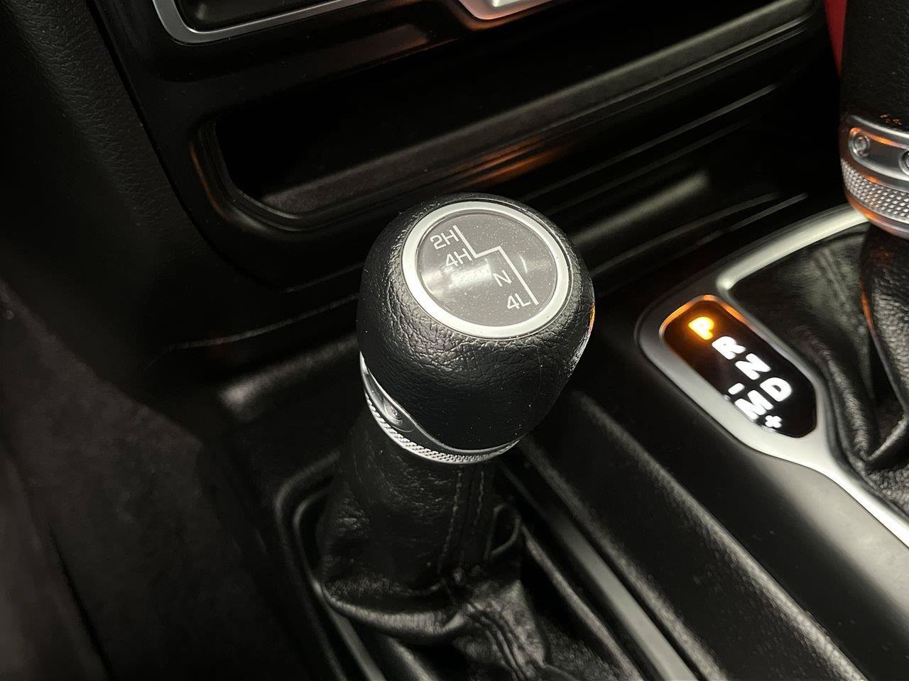 Used 2023 Jeep Wrangler Unlimited Sport AWD/4WD image 13