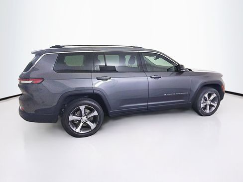 Used 2023 Jeep Grand Cherokee L Limited w/ Trailer Tow Group (B) AWD/4WD image 9