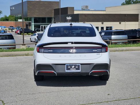 New 2026 Hyundai Sonata Blue FWD image 6