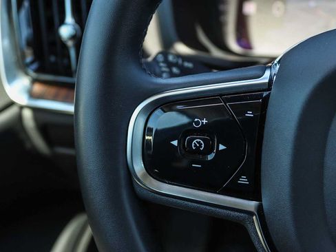Used 2023 Volvo V60 B5 Cross Country Plus AWD/4WD image 18