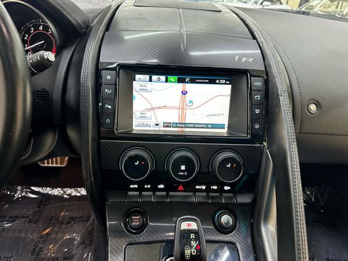 Used 2016 Jaguar F-TYPE R image 26