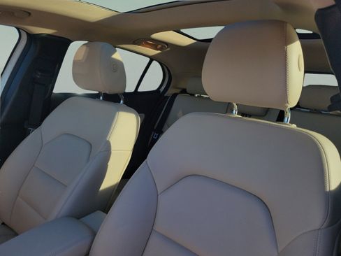 Used 2018 Mercedes-Benz GLA 250 image 16
