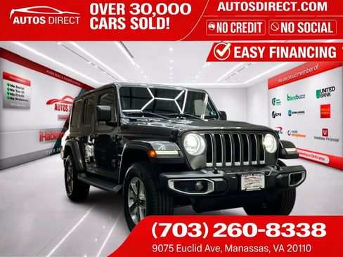 Used 2018 Jeep Wrangler Unlimited Sahara w/ Dual Top Group AWD/4WD image 1