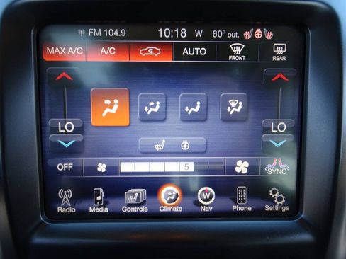 Used 2016 Jeep Cherokee 4WD Latitude w/ Comfort & Convenience Group image 27