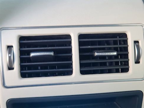 Used 2023 Jaguar F-PACE S image 17