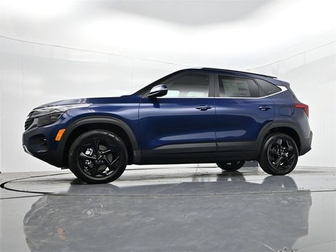 New 2026 Kia Seltos EX w/ EX Sunroof Package image 36