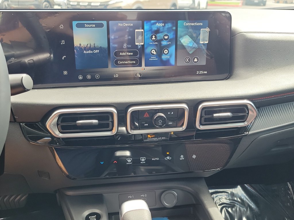 New 2027 Nissan Sentra SR FWD image 8