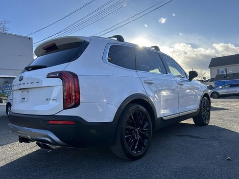 Used 2020 Kia Telluride SX w/ SX Prestige Package image 4