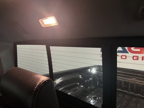 Used 2016 RAM 3500 Laramie image 32