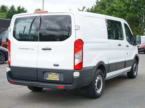 Used 2015 Ford Transit 150 130 Low Roof RWD image 5