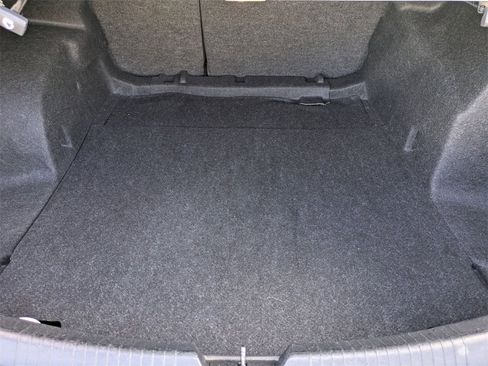 Used 2024 Chevrolet Malibu LT image 28