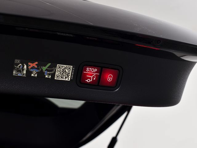 Certified 2025 Mercedes-Benz GLC 300 image 39