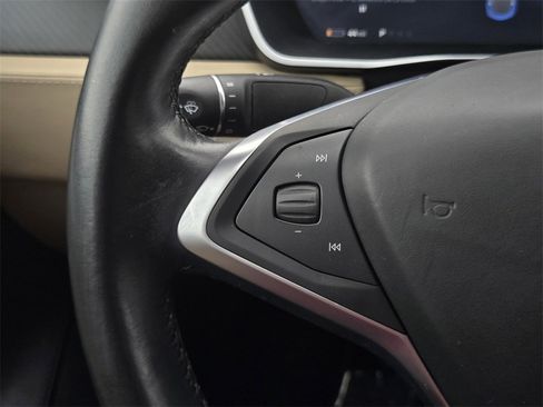 Used 2017 Tesla Model S 75D image 23